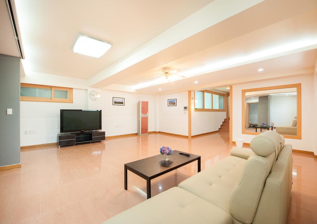 Jeju Sullem Pension Kültér fotó